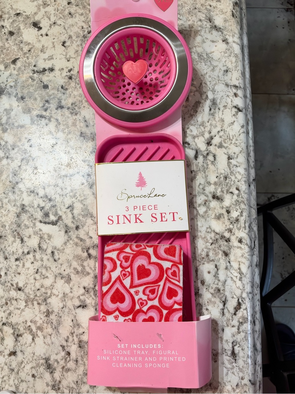Pink 3-Piece Sink Set – Heart Print